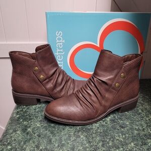 Bare Traps/DSW Brown Boots Size 9.5 - Excellent Condition! LNWT